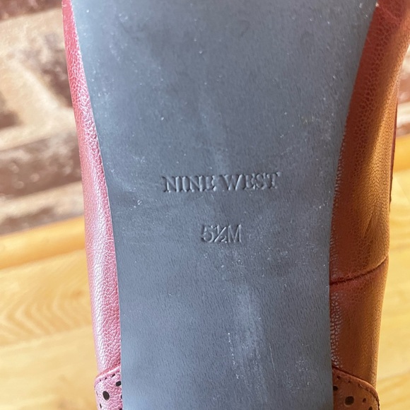 Nine West Size 5.5 high heels - Picture 3 of 4